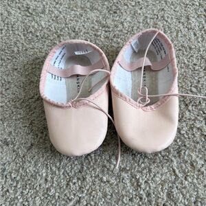 Danskin Toddler Girls Size 9 Ballet Shoes Light Pink Bow